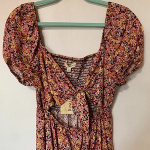 Rewind Floral Jumpsuit Size Large NEW